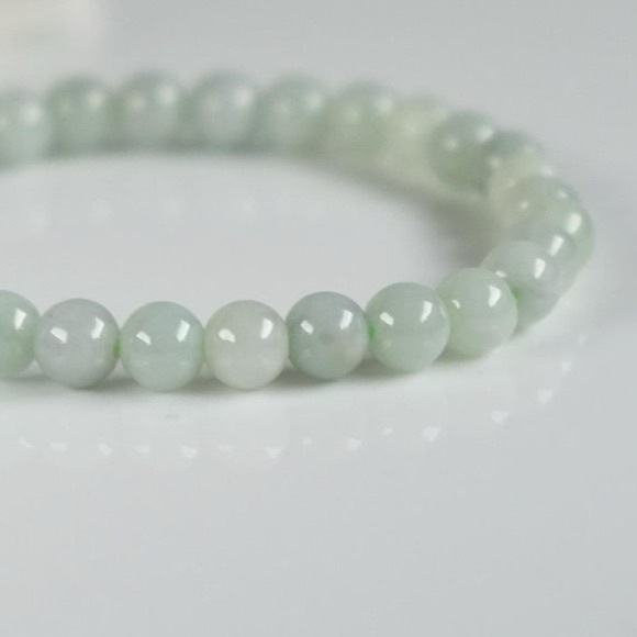 Jade jadeite Grade A Virgin Jade Burmese 6 mm Stretchy Bracelet - Picture 2 of 5